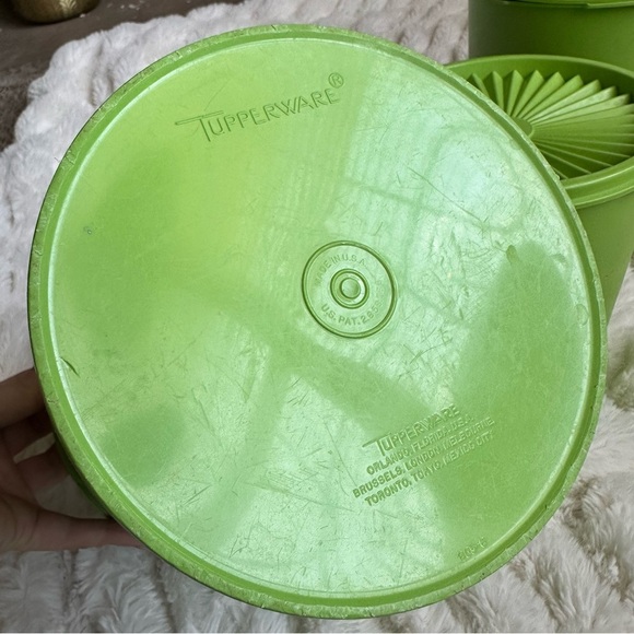 Vintage Tupperware Lime Green Nesting Canisters Kitchen Storage Retro US Set 3 - Picture 6 of 15